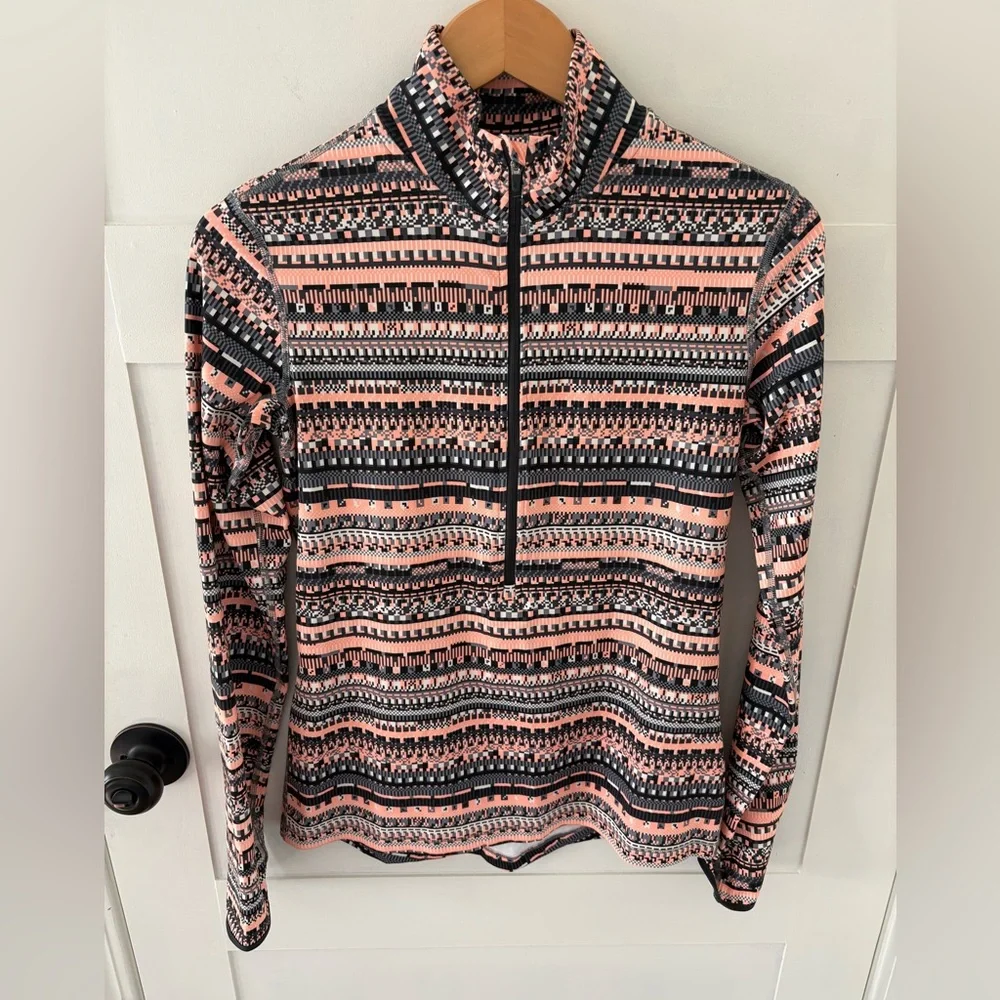 Nike Pro Hyperwarm Aztec Print Half Zip Pullover. Size Medium.